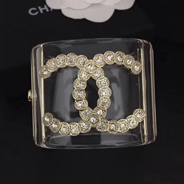 AAA 1:1 Chanel Resin Crystal CC Cuff Bracelet 02 2019 Collection AQ04327