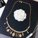 Imitation Chanel Bird Beetle Pendant Pearl Nacklace AB2131 2019 Collection AQ03728
