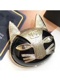 Best Chanel Resin Cat Head Brooch AB1782 Gray/Gold 2019 Collection AQ00565