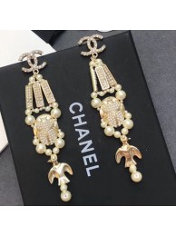 Replica Chanel Beetle Pearl Long Earrings White/Gold 2019 Collection AQ02186